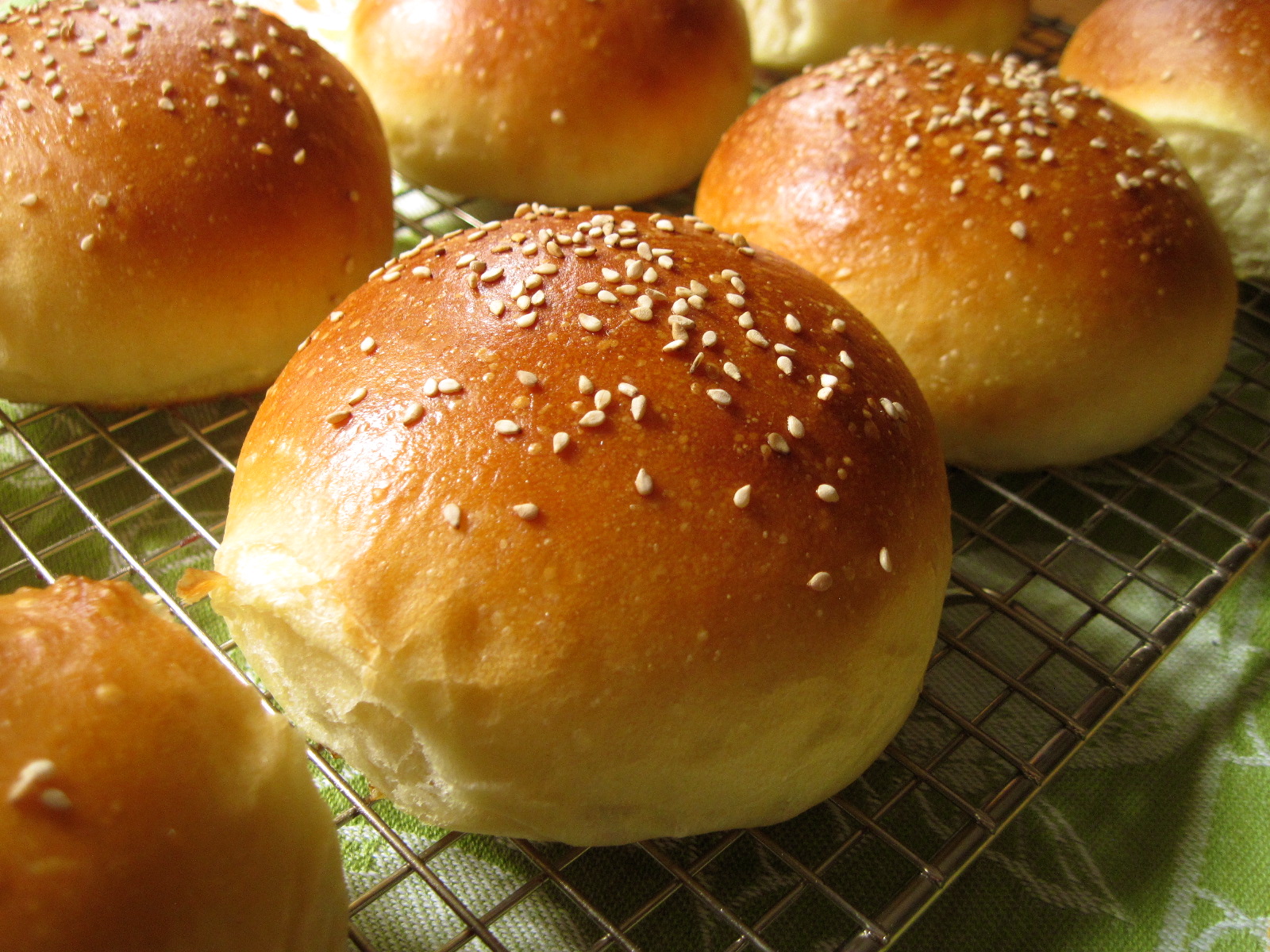 Light Brioche Hamburger Buns | Korena in the Kitchen