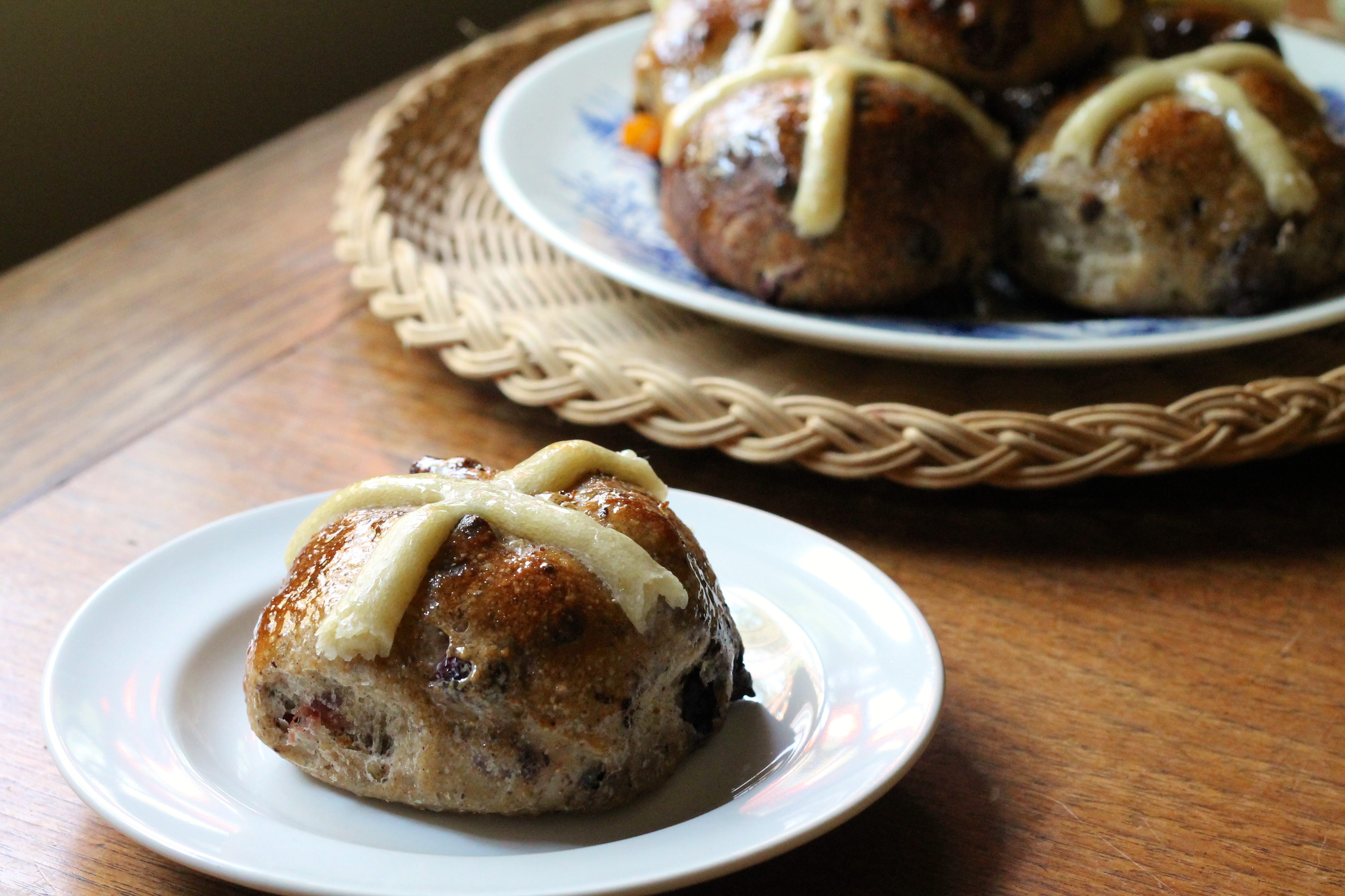 Sourdough Cider Hot Cross Buns with Chocolate Chunks | Korena in the Kitchen