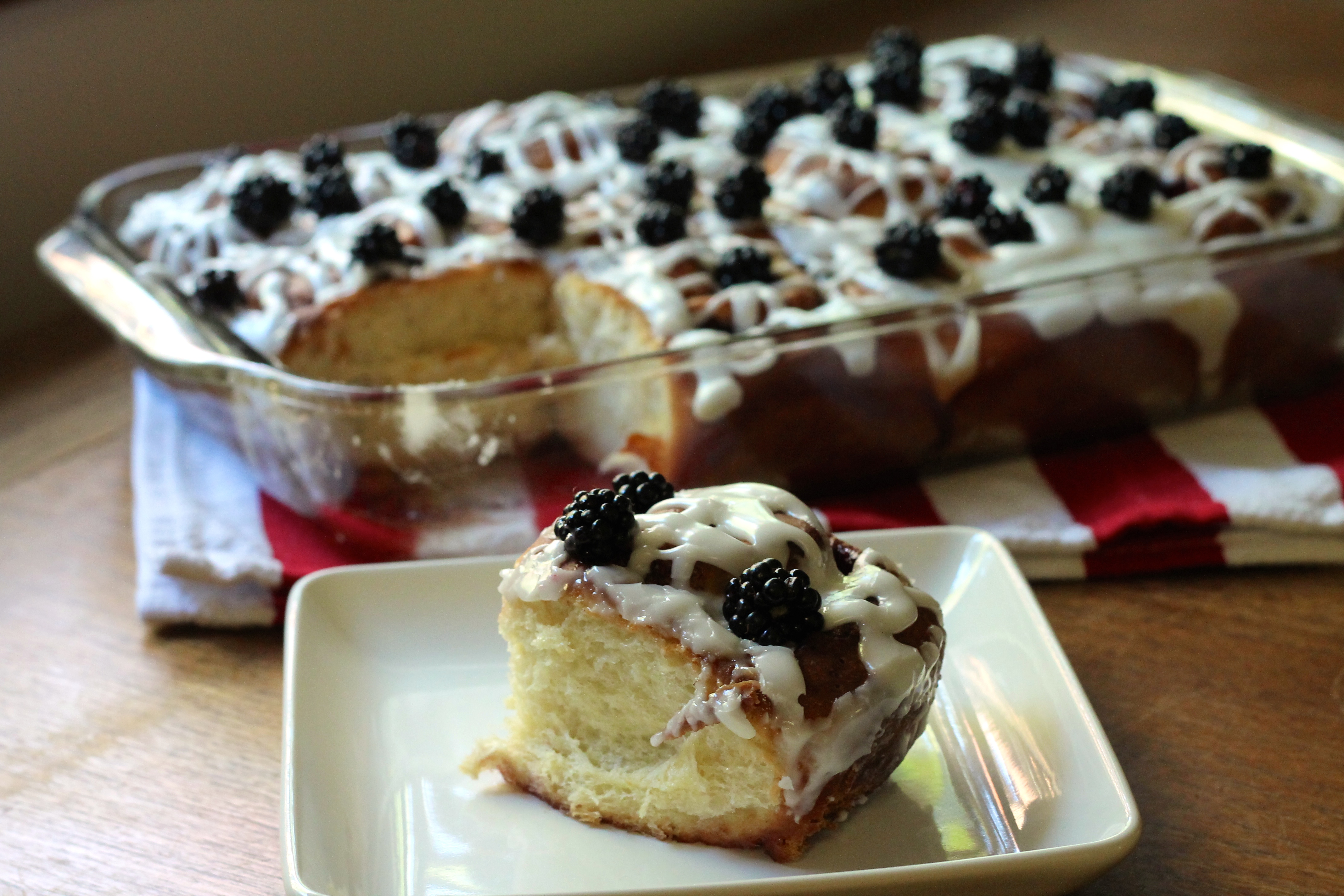 Blackberry Cinnamon Buns | Korena in the Kitchen