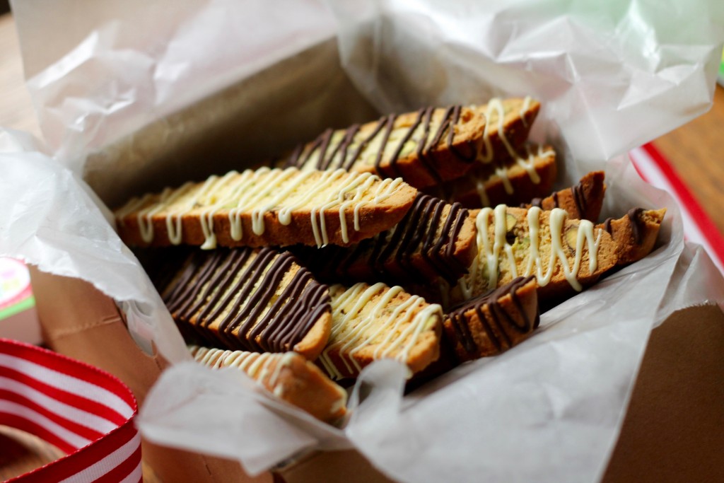 Lemon Pistachio Biscotti | Korena in the Kitchen