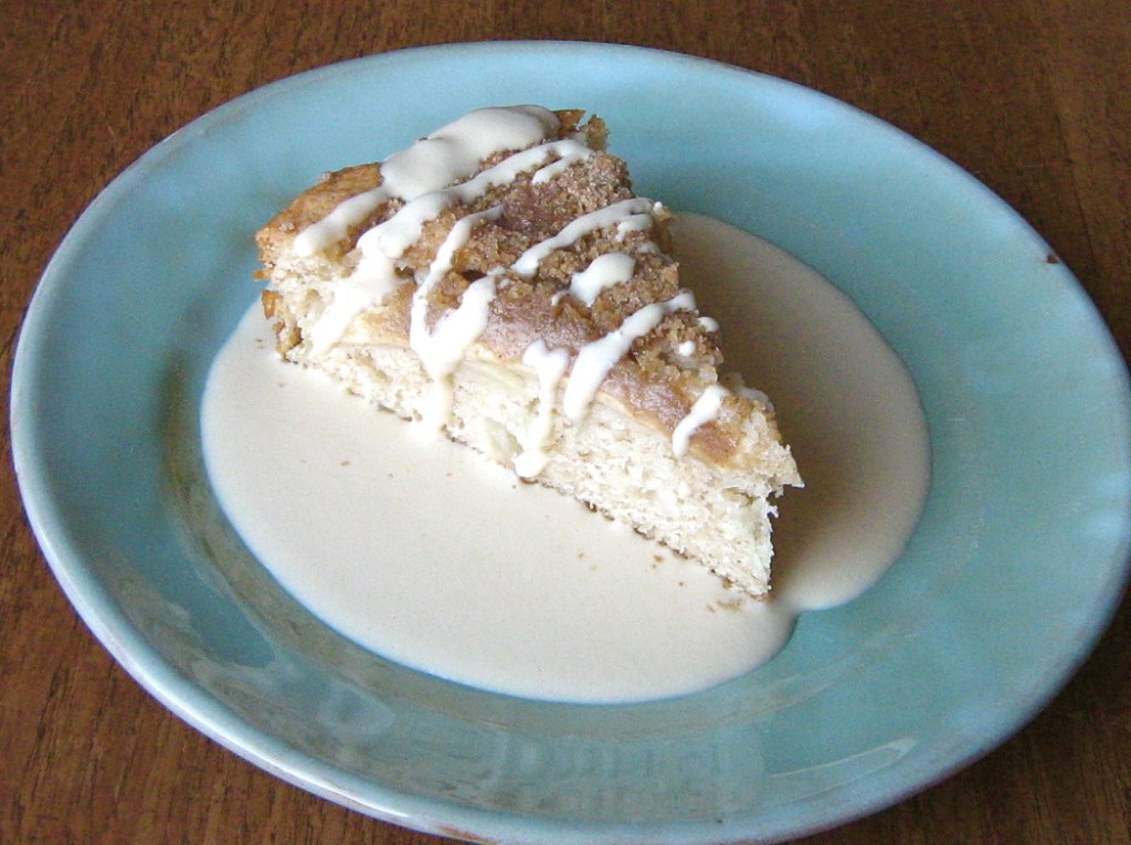 Apple Struesel Cake with Creme&nbsp;Anglaise