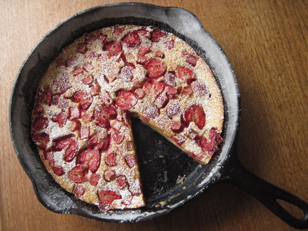Strawberry Rhubarb Skillet Clafoutis