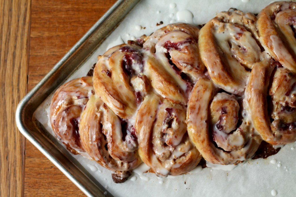 Cranberry White Chocolate Lemon Tea&nbsp;Braid